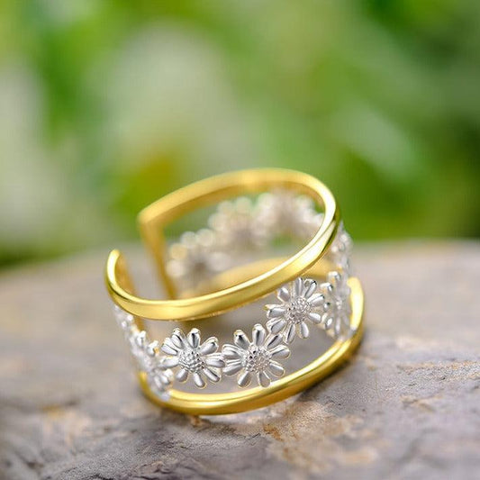 Elegant Little Daisy Flower Rings, 18K Gold 