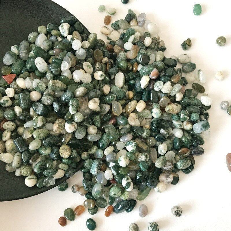 Moss Agate: A Symphony of Earth and Artistry