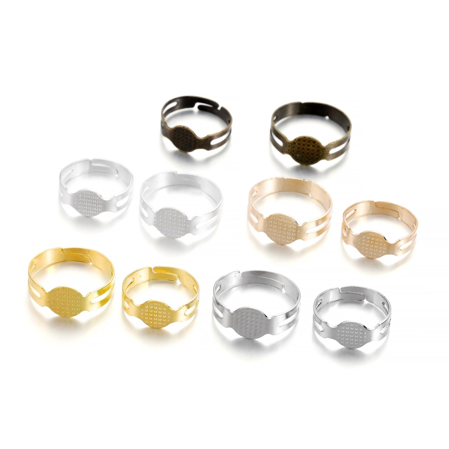 40 anneaux réglables plaqués or de 7, 8 mm.