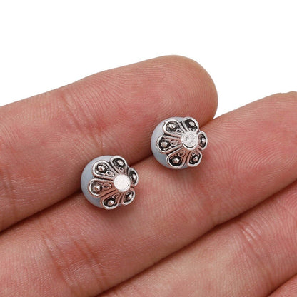 Capuchons de perles de fleurs antiques tibétaines à 6 pétales de 8 mm, 50 pièces