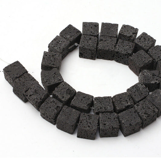 Perles de lave cubes noires, 8-12 mm