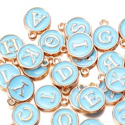 20-26 pendentifs à breloques avec lettres de l'alphabet AZ