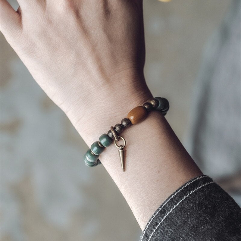 Natural Green Bodhi Seed Bracelet with Brass Metal Beads