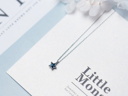 Collier pendentif rétro à breloques mini étoile bleue