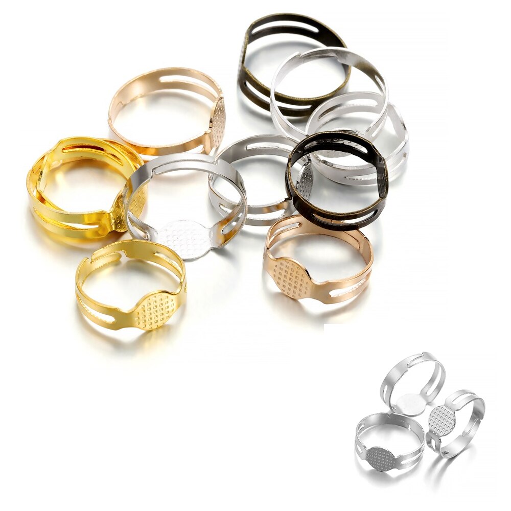 40 anneaux réglables plaqués or de 7, 8 mm.