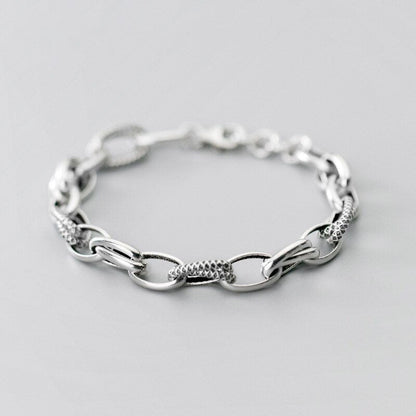 Geometric Oval Interlock Bracelet