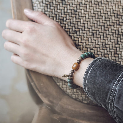 Natural Green Bodhi Seed Bracelet with Brass Metal Beads