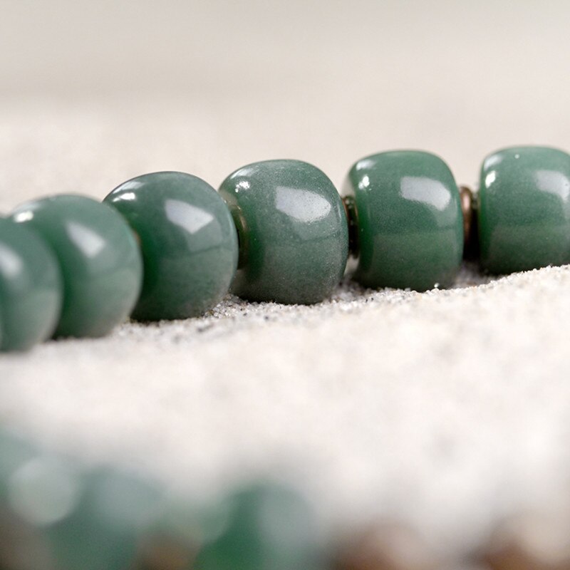 Natürliches grünes Bodhi-Samen-Armband mit Messing-Metallperlen