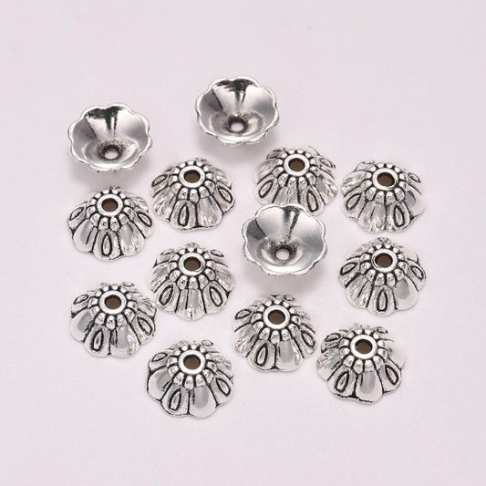 Capuchons de perles de fleurs sculptées antiques à 8 pétales de 9 mm, 20 pièces