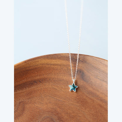 Collier pendentif rétro à breloques mini étoile bleue