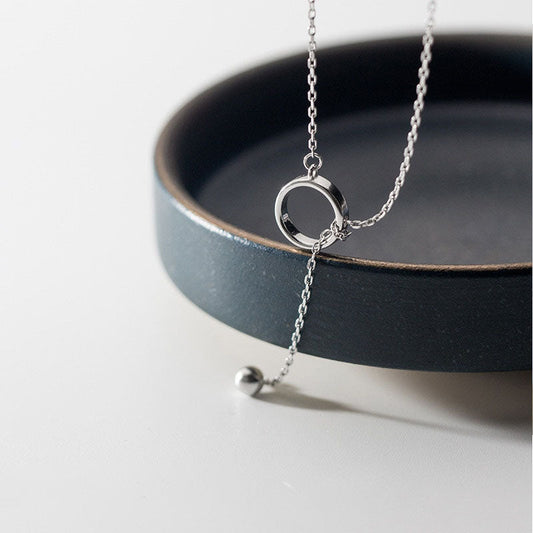 Collier à pendentif en perles rondes minimalisme argenté