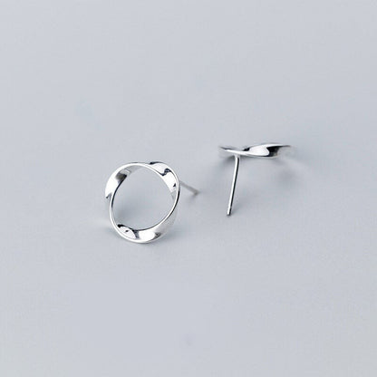 Minimalism Round Design Stud Earrings