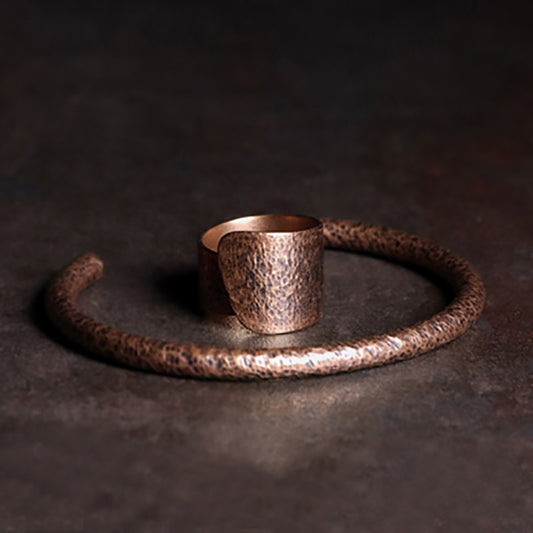 Schmucksets Manschettenarmband und Ring aus massivem Kupfer