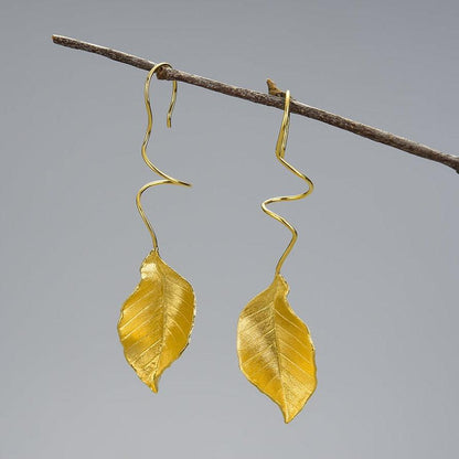 Elegant Autumn Leaf Earring 