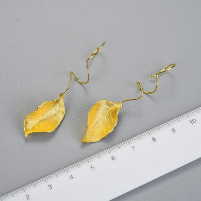 Elegant Autumn Leaf Earring 