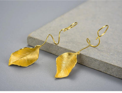 Elegant Autumn Leaf Earring 