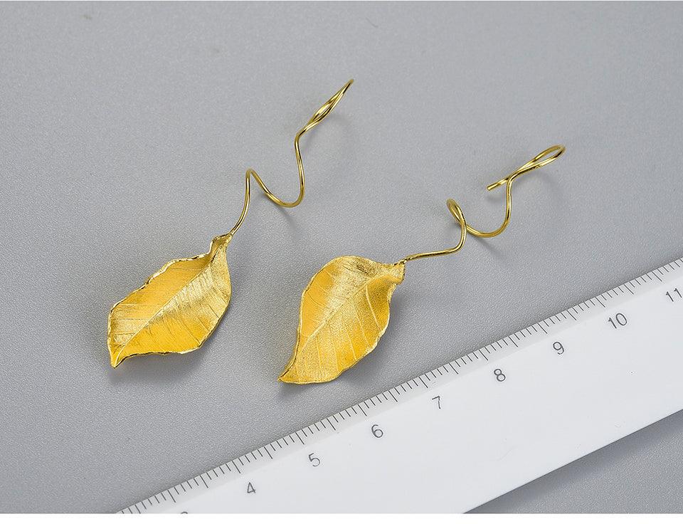 Elegant Autumn Leaf Earring 