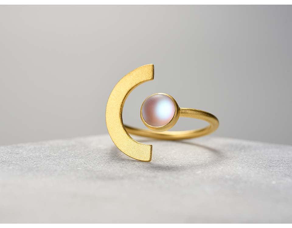 Minimalism Moonstone Ring, 18K Gold 