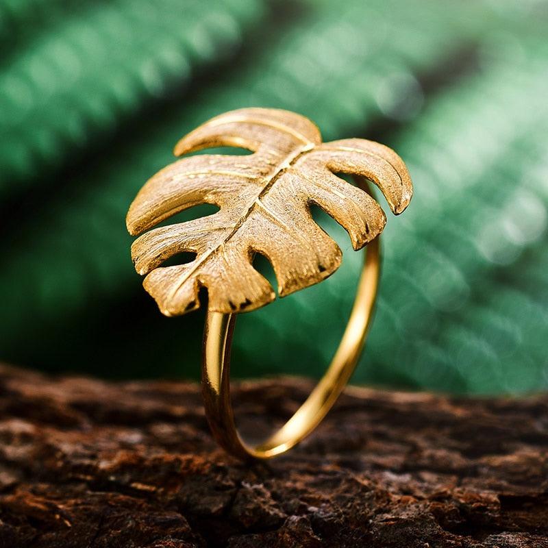 monstera-palm-tree-leaf-ring.jpg