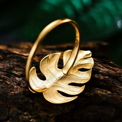 Monstera Leaf Ring 