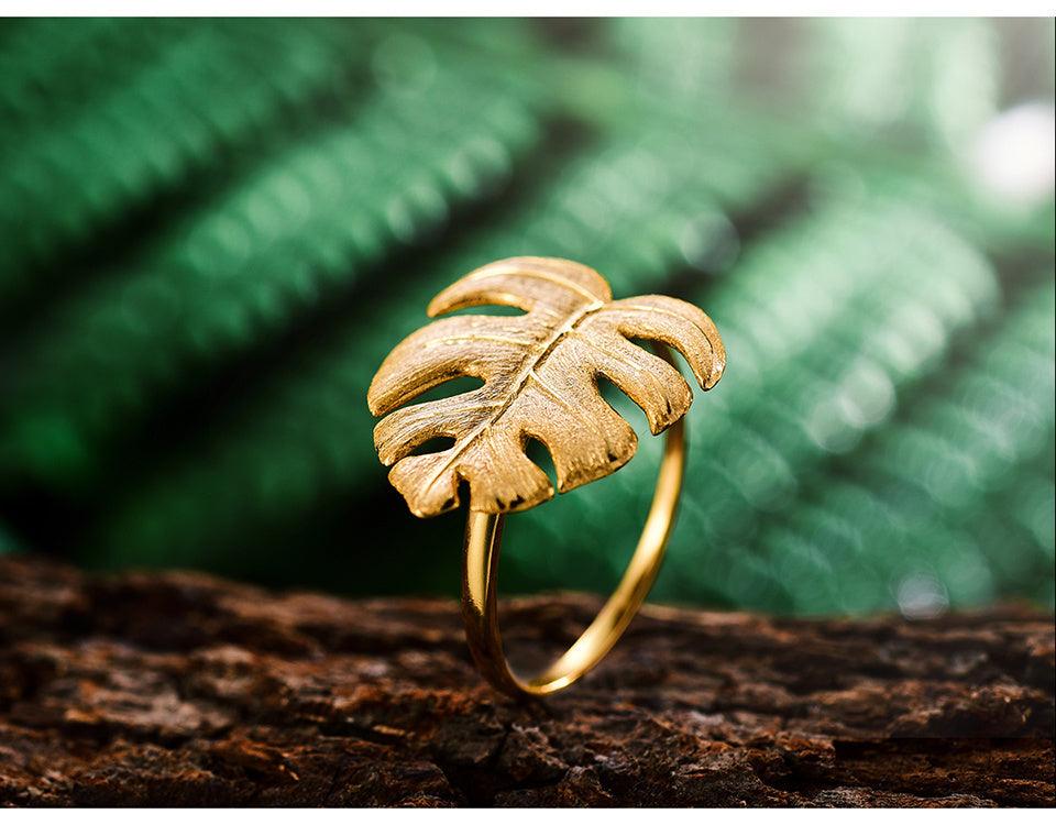 Swarovski tropical leaf deals ring