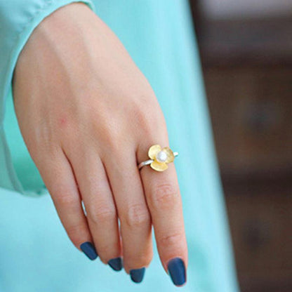 Pearl Clover Ring 