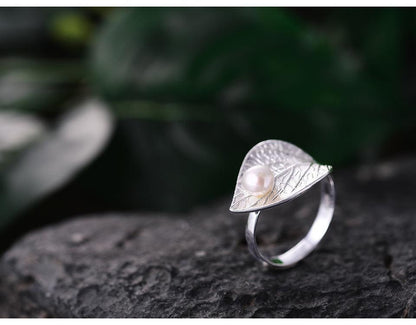 Pearl Leaf Ring 