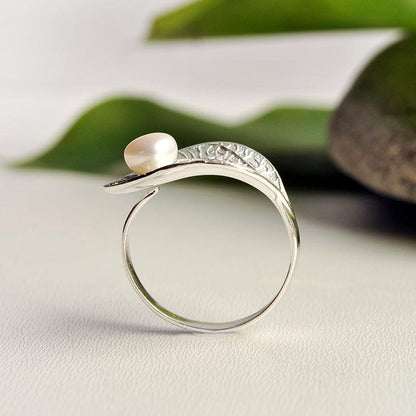 Pearl Leaf Ring 