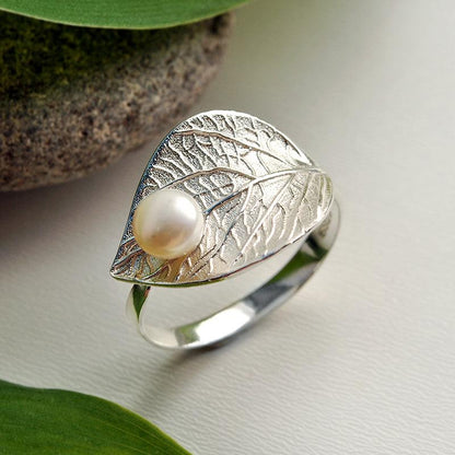 Pearl Leaf Ring 