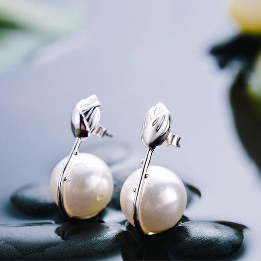 Pearl Lotus Earring 