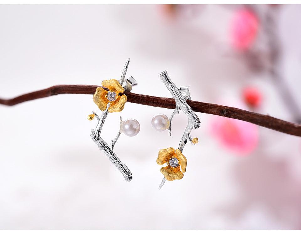 Plum Blossom Stud Earring 